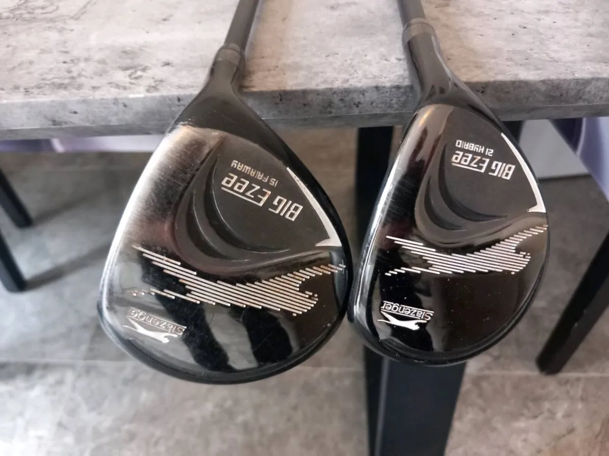 Slazenger golf clubs. Right handed clubs - Image 3
