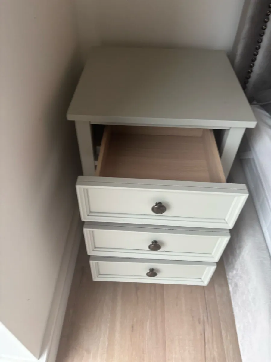 Bed side locker - Image 2