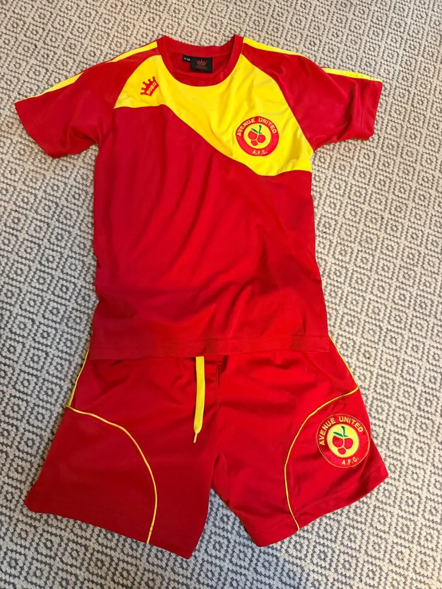 Avenue United Team Shorts & T-Shirt Ennis - Image 1