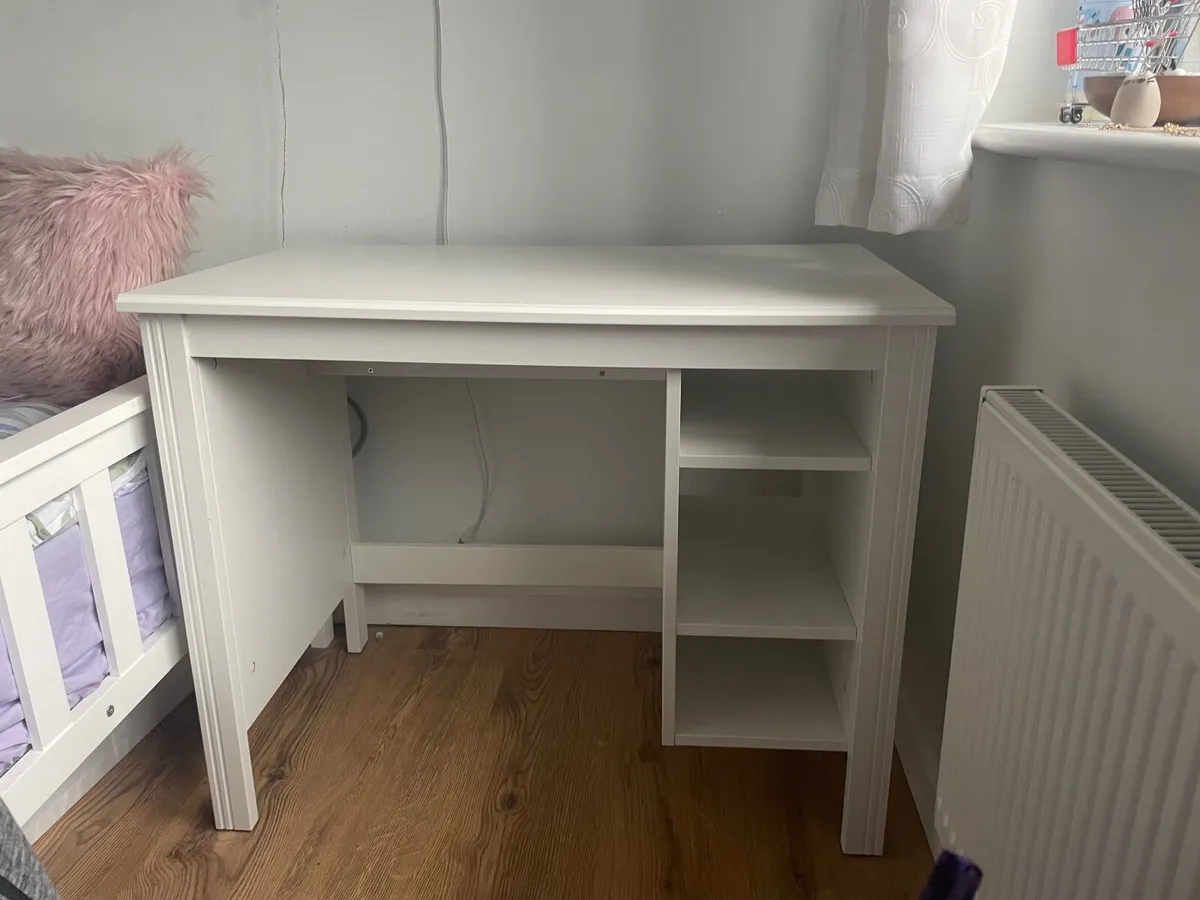 Desk - Image 1