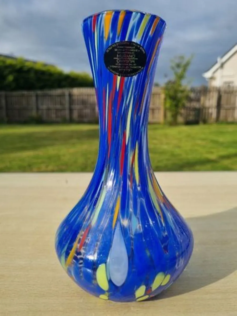 Murano Glass Tulip Vase - Image 1