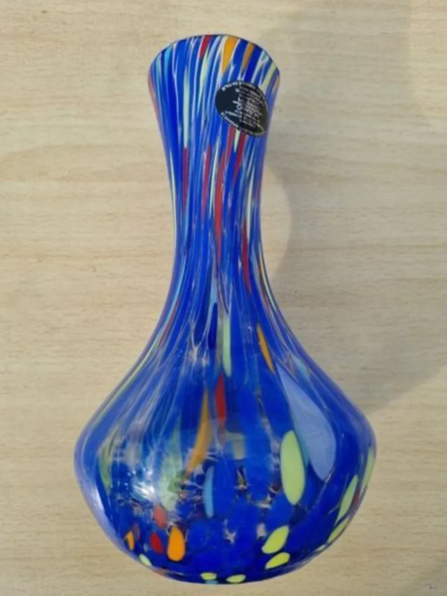 Murano Glass Tulip Vase - Image 3