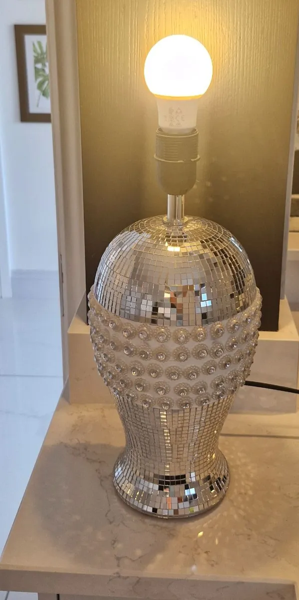 Ceramic Lamp Stand - Image 2