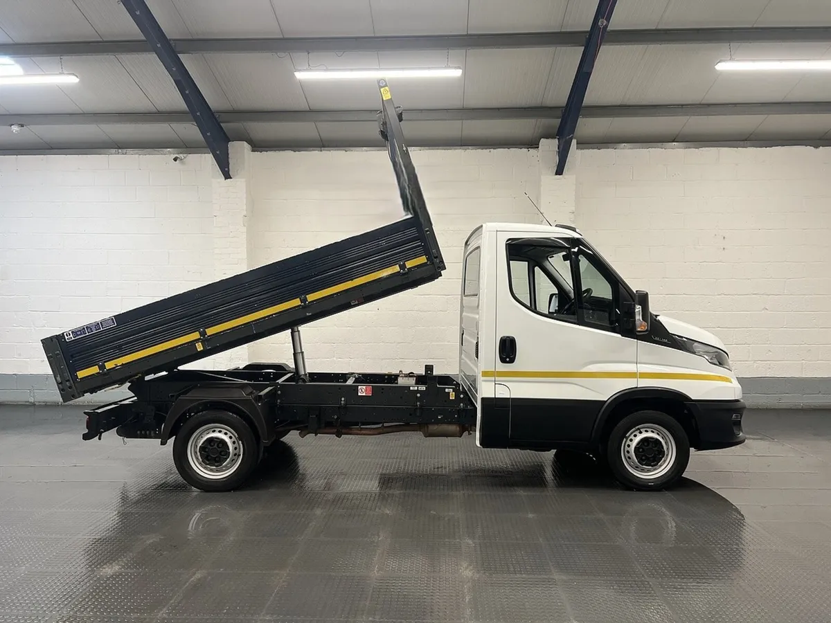 2023 Iveco Daily Tipper Van - Image 1