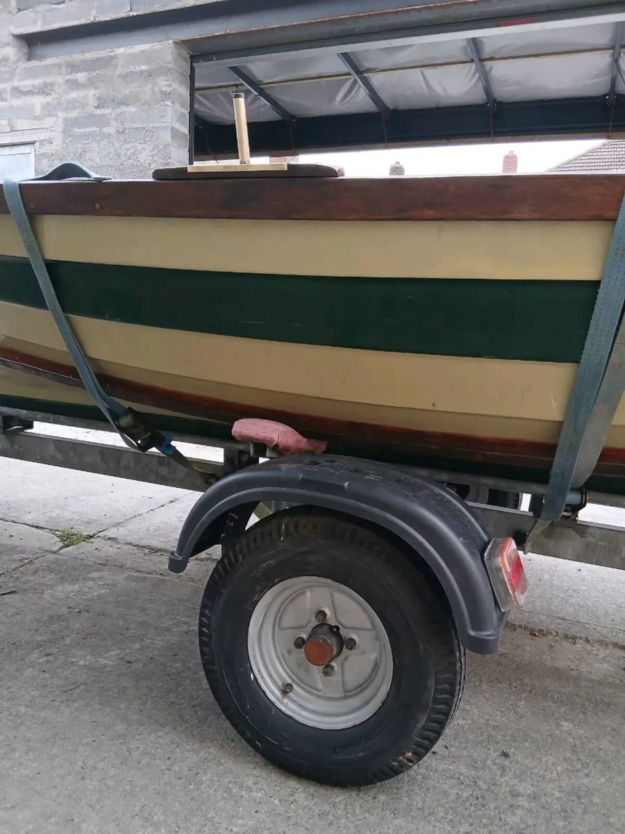 15ft lough sheelin lake boat and bespoke trailer. - Image 2