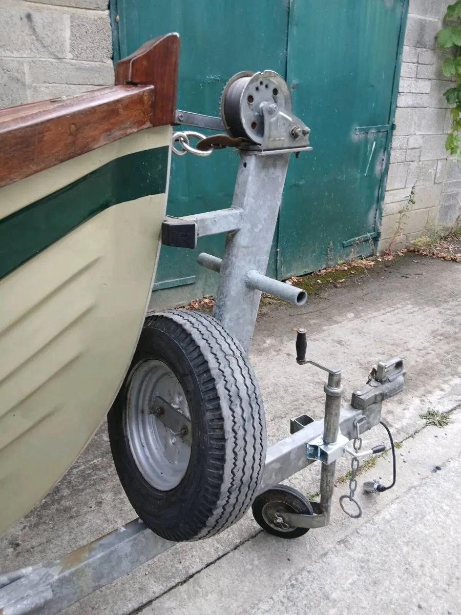 15ft lough sheelin lake boat and bespoke trailer. - Image 3