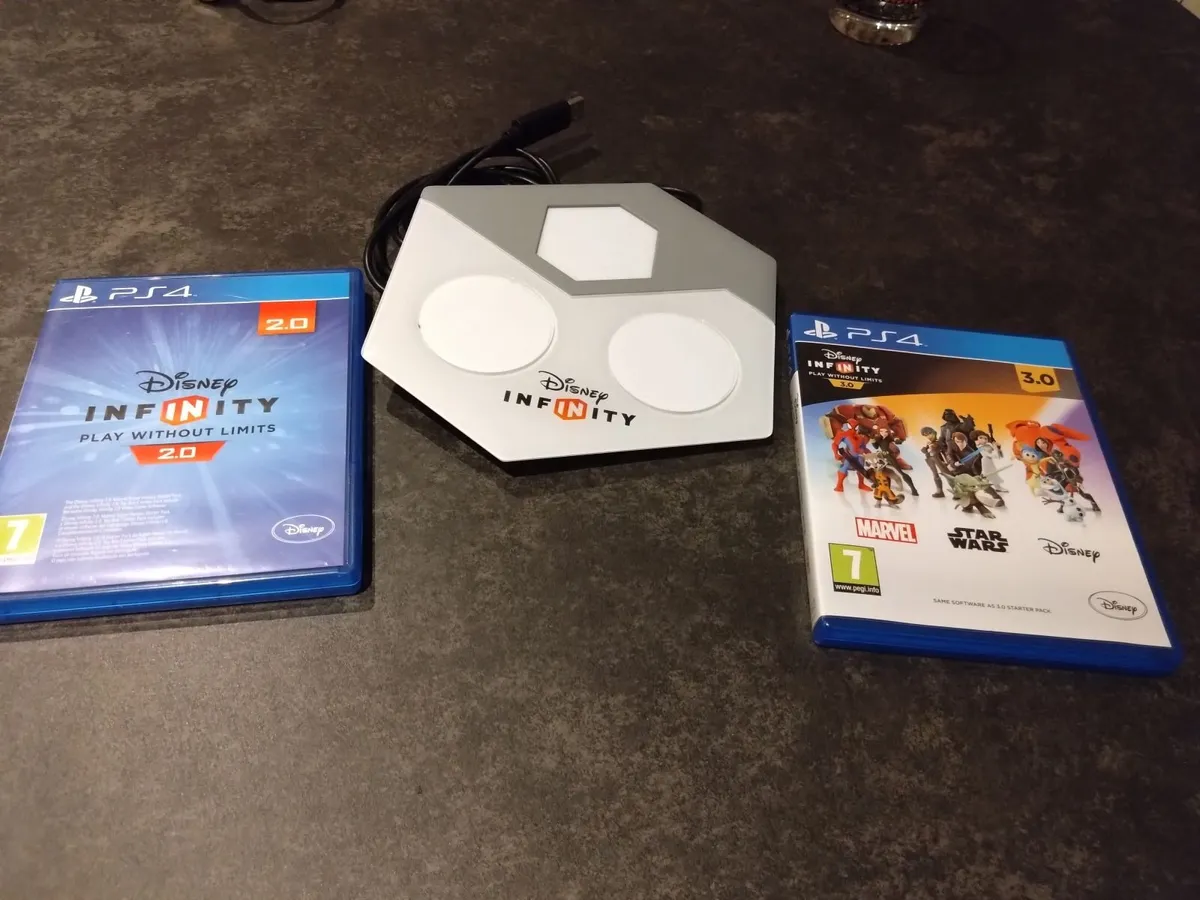 Disney Infinity Games and Figures - Image 2