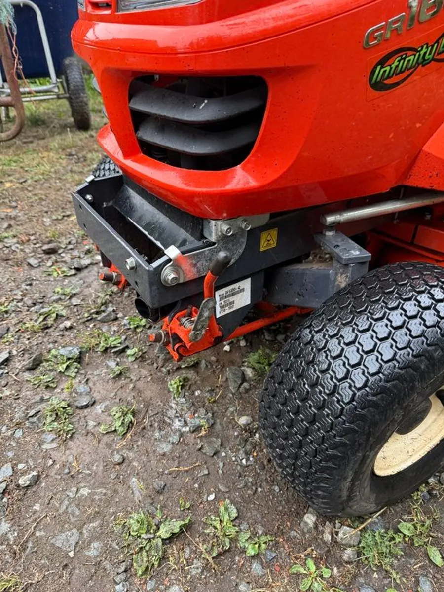 Kubota GR1600 Diesel Ride on Mower 42inch Infinity Deck - Image 4