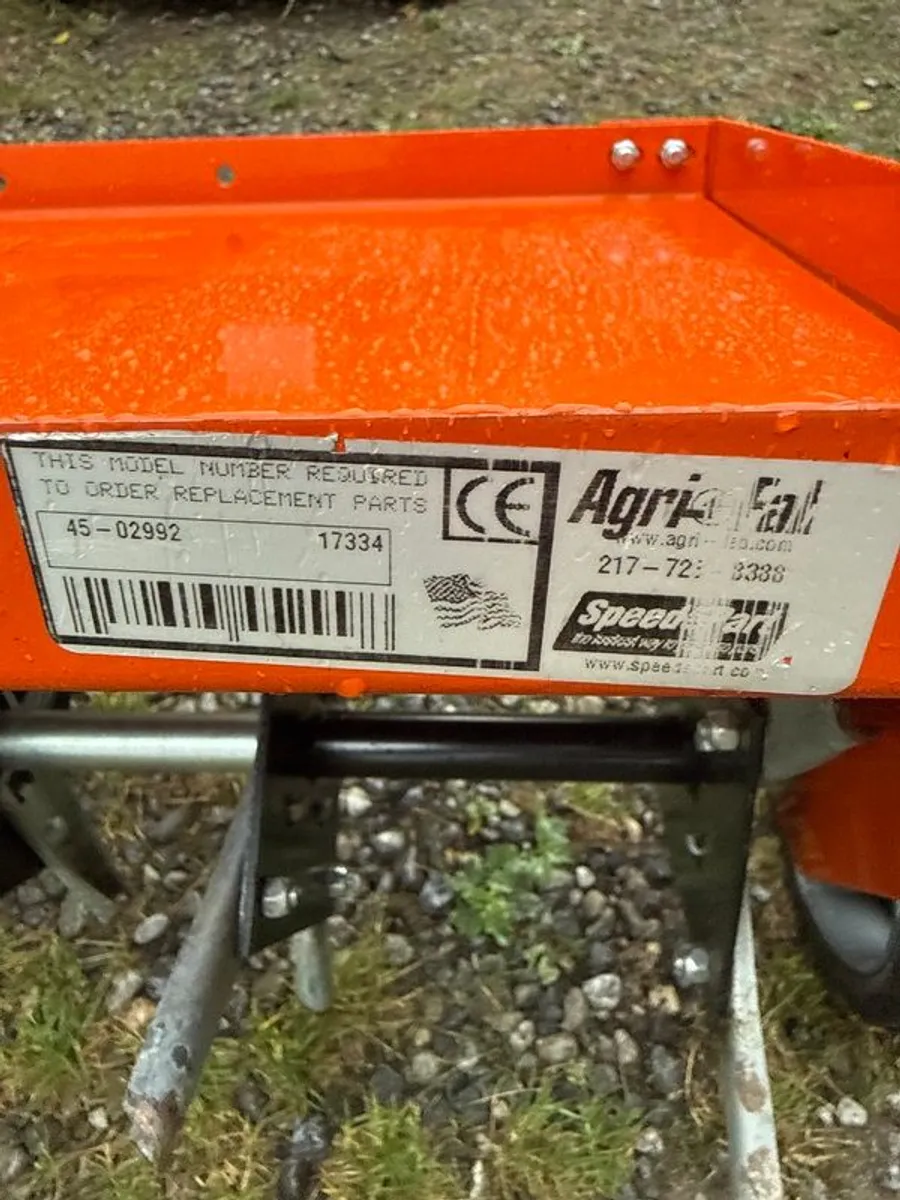 New Agri Fab 48inch Tow Behind Aerator - Image 4