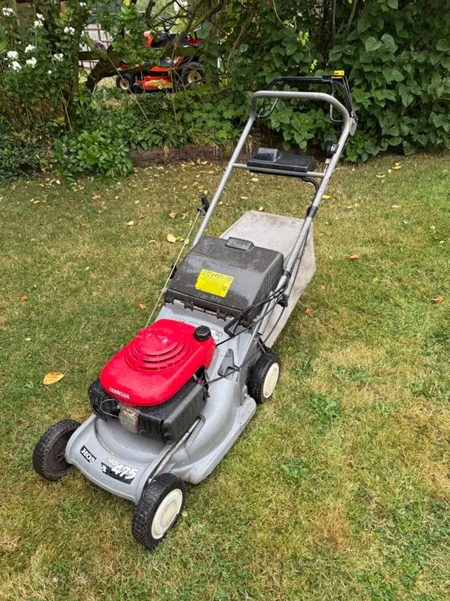 Honda HRD 475 Professional Mower 19inch Deck - Image 3