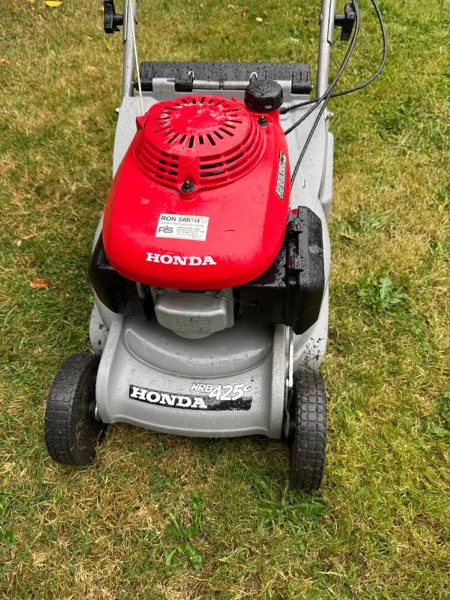 Honda HRB Self Propelled Roller Mower - Image 2