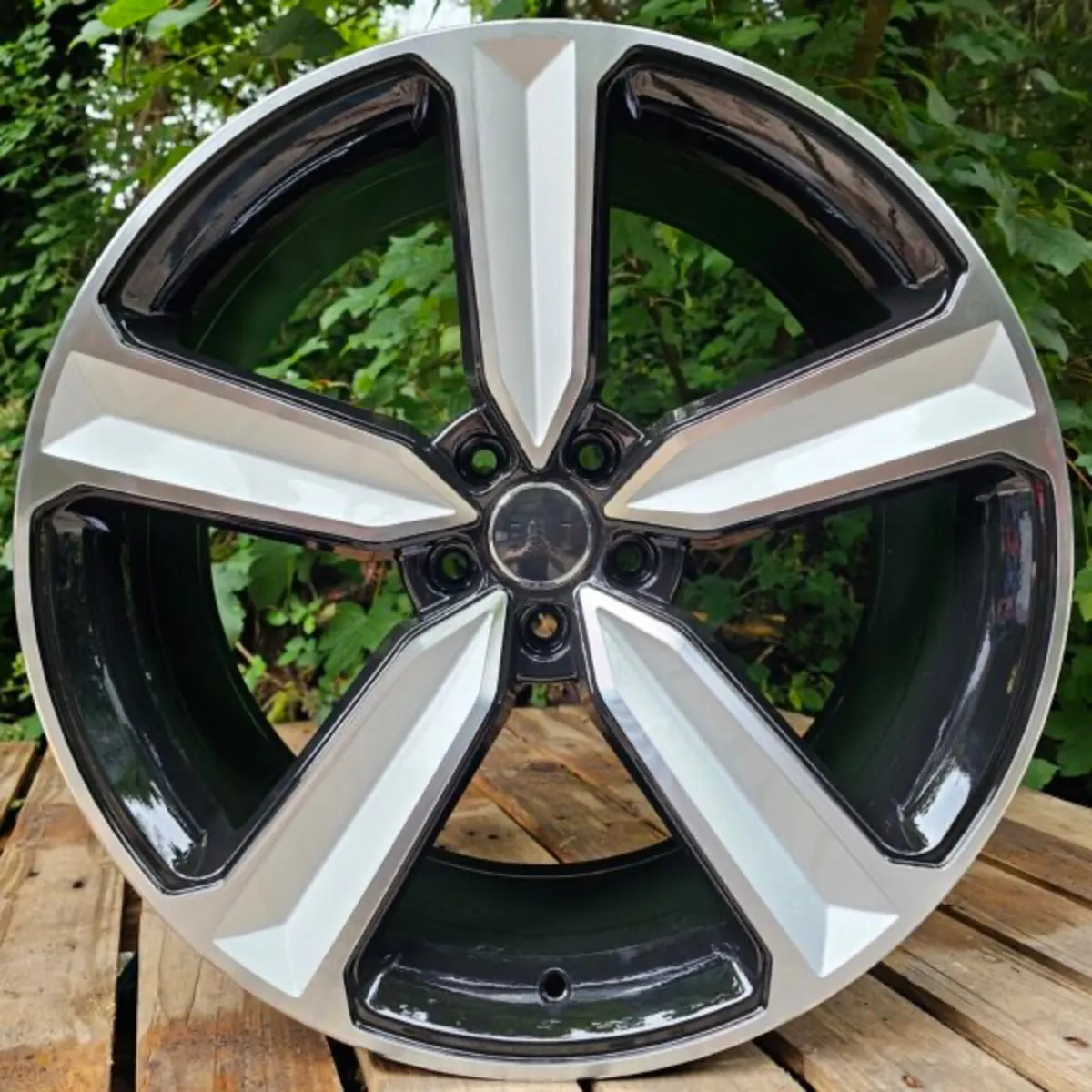 18” 5 spoke rs4 5x112