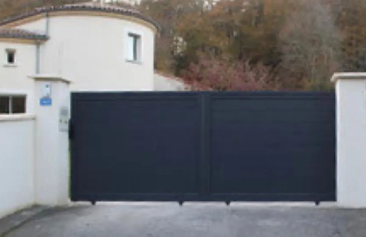 Electric Sliding Gate incl Motor - Image 4