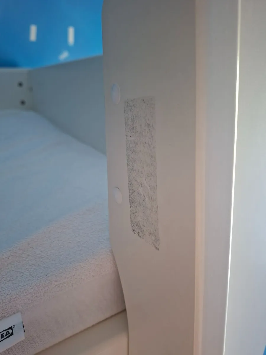 Bedroom furniture - Image 2
