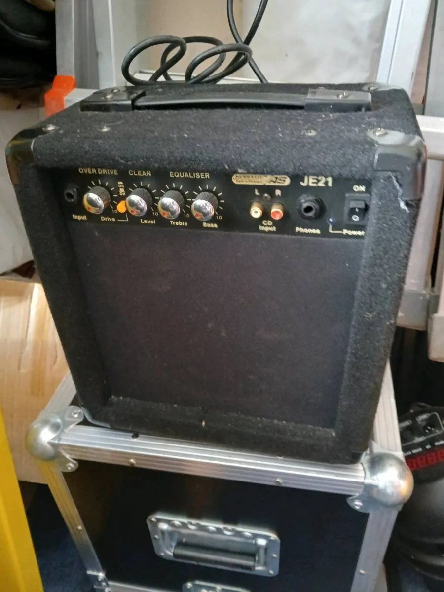Acostic Solutio s 20 watt amp - Image 1