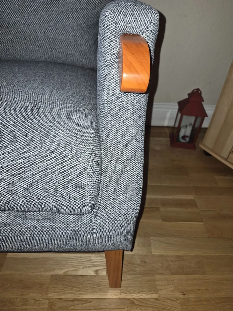 Chair - Image 4