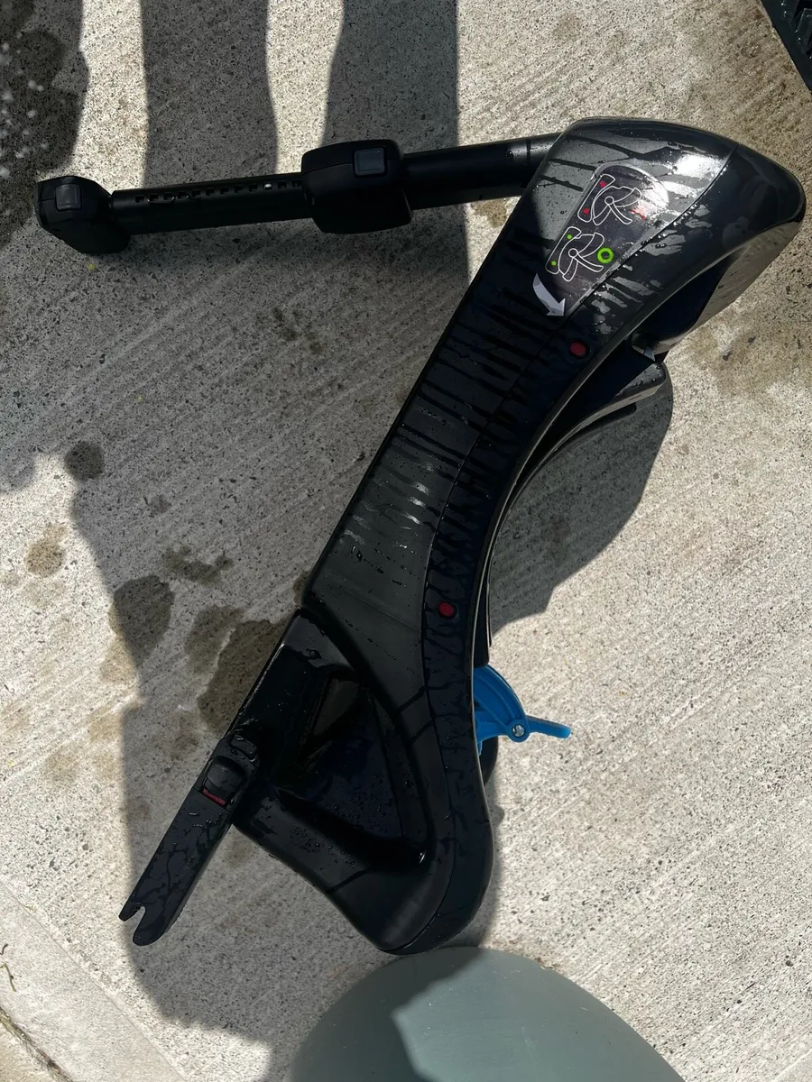 FREE R129 Isofix Car Seat Base - Image 2
