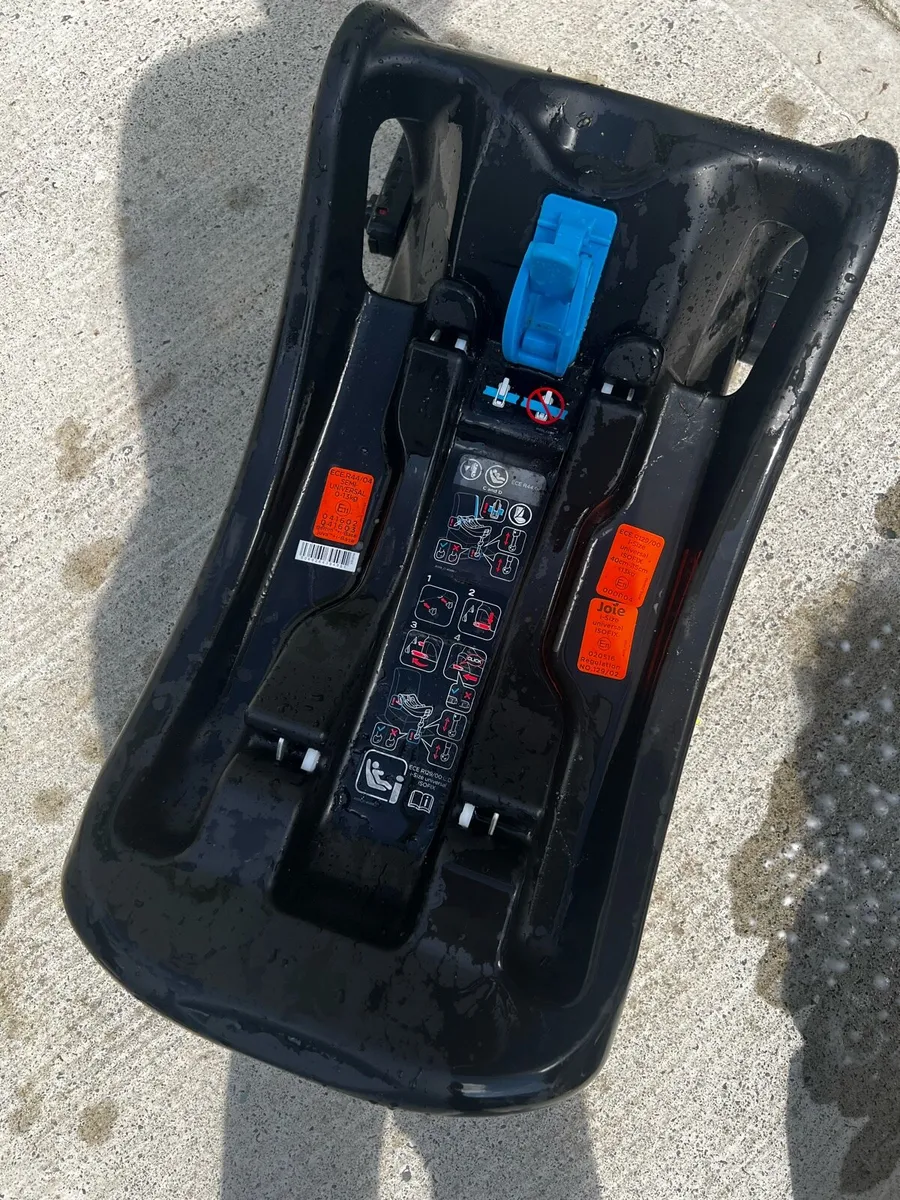 FREE R129 Isofix Car Seat Base - Image 1