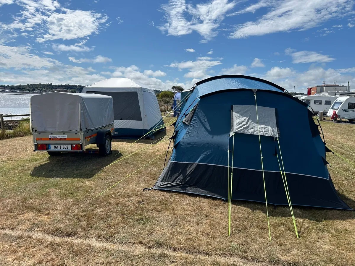 Camping Trainer, Tent and Equipment. - Image 3