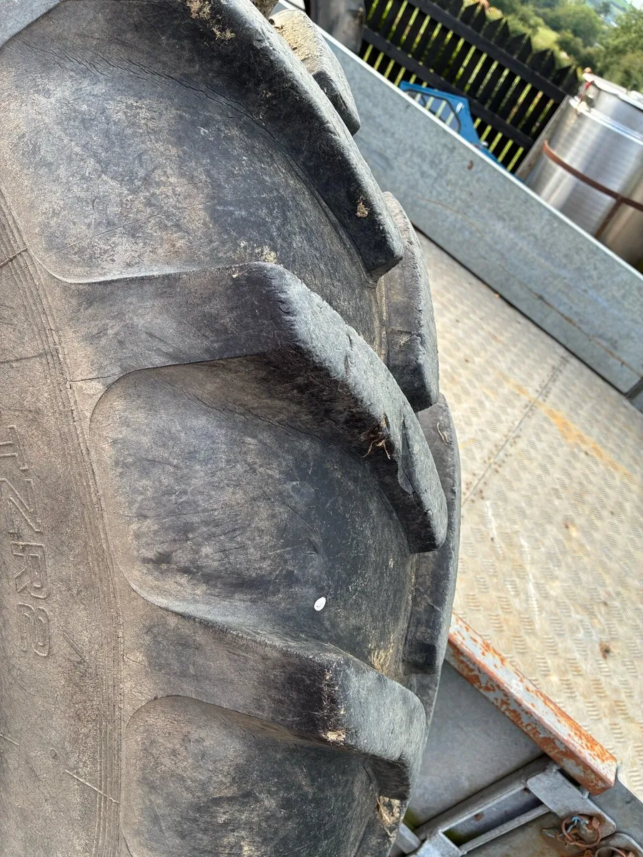Tractor tyre - Image 1