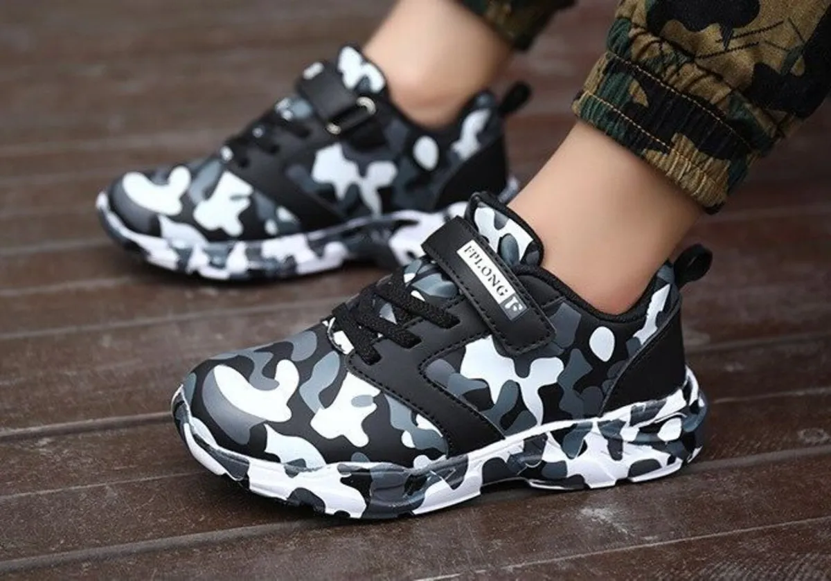 White-camo kids shoes SPORT runners trainers sneak