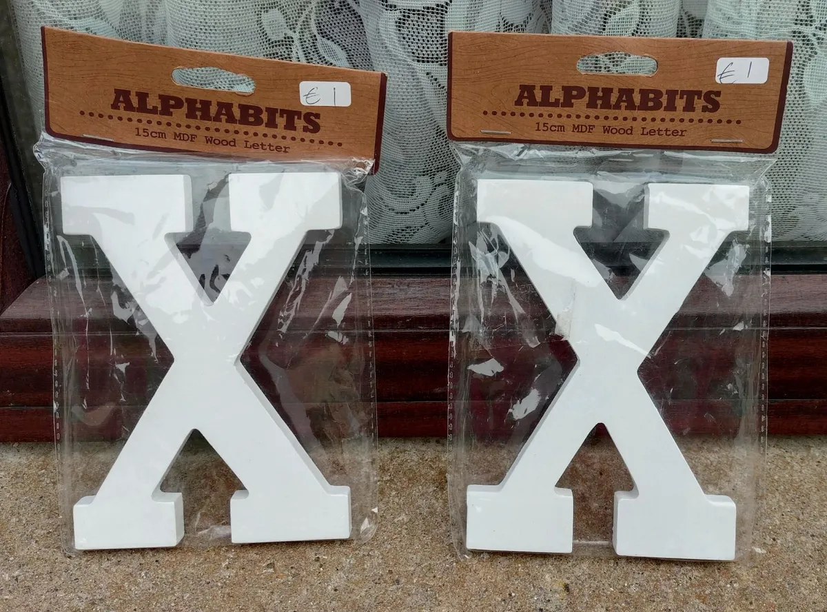 2 TIMBER ALPHABITS LETTER X (NEW). - Image 1