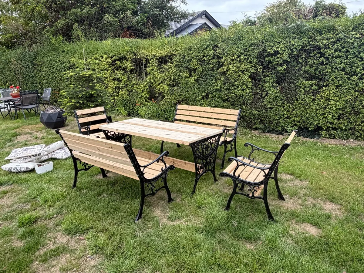 cast iron garden set €700 (5 piece heavy c. iron) - Image 2