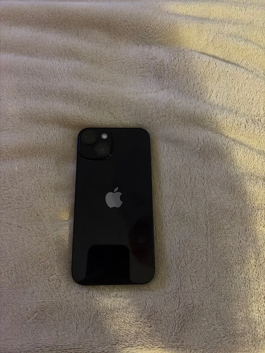IPhone 14 - Image 3