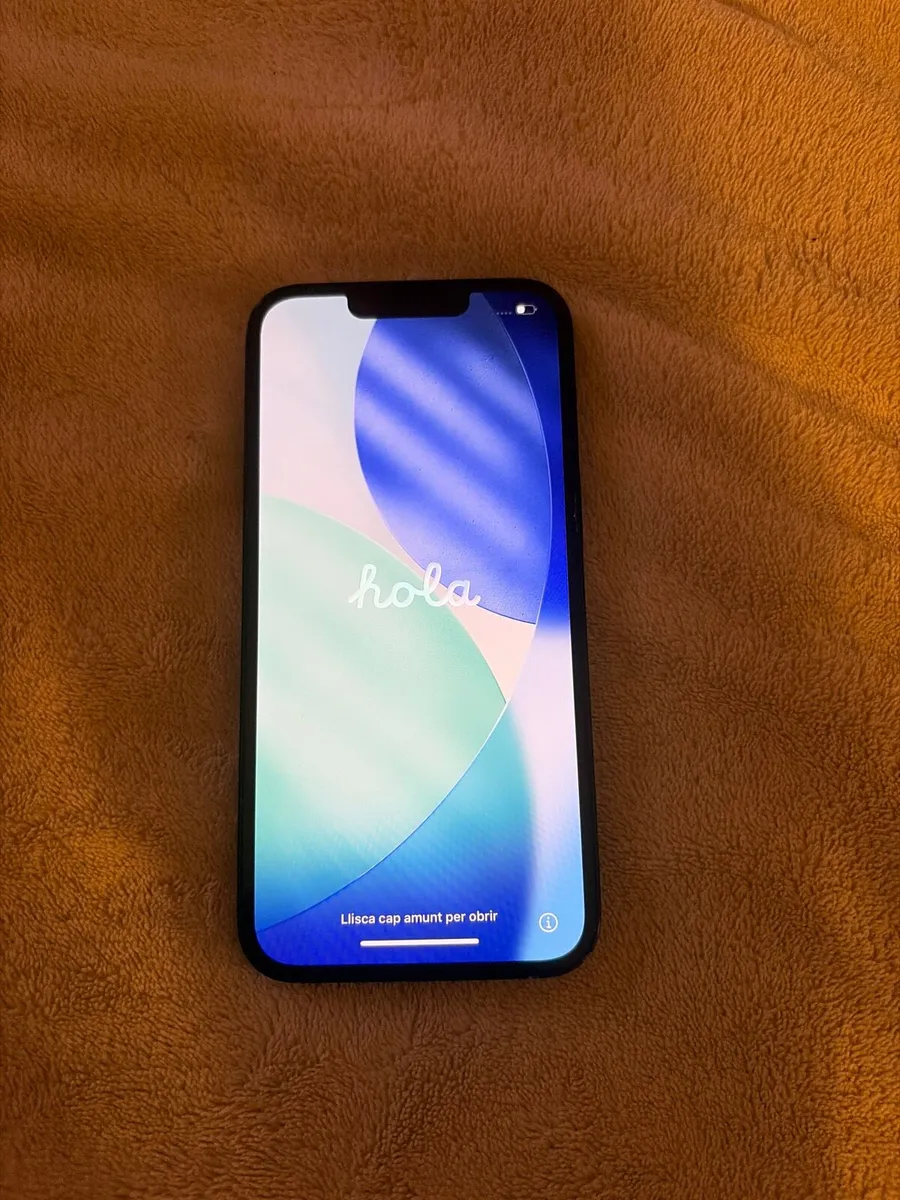 IPhone 14 - Image 1