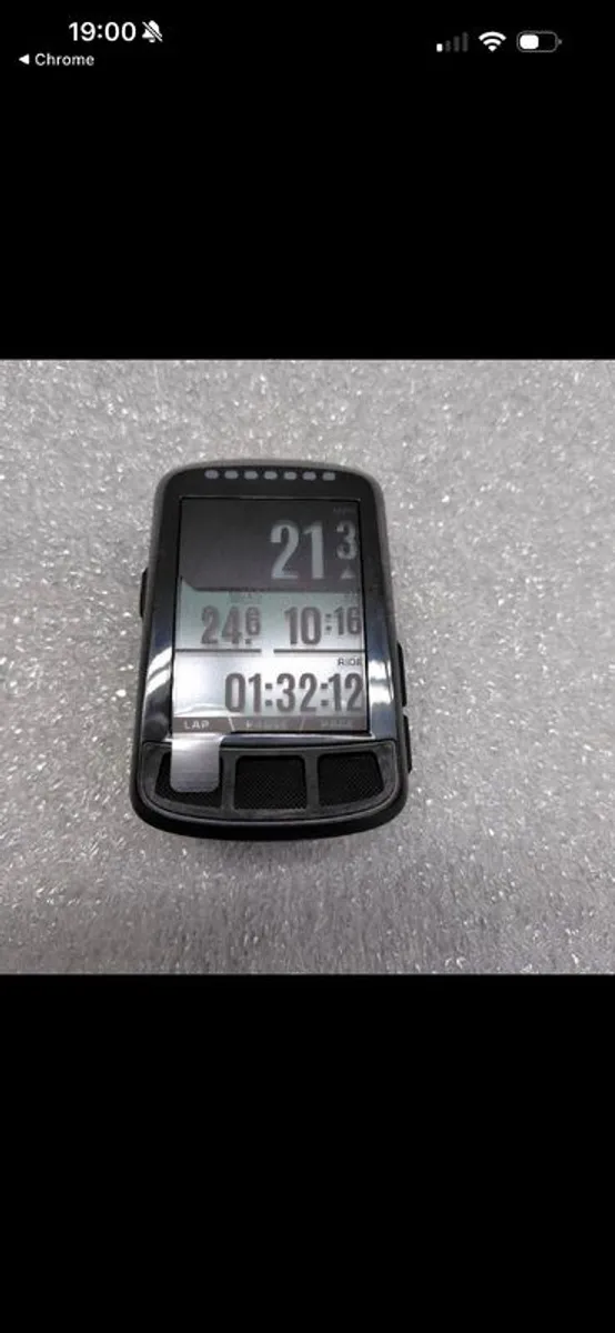 Wahoo ELEMNT Bolt V1 GPS Bike Computer, Brand new never used. In original box. - Image 3