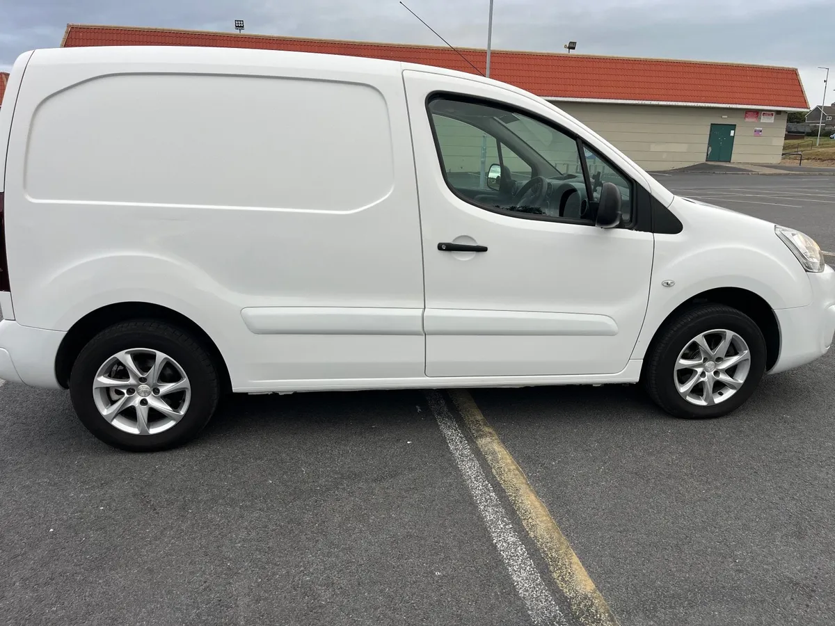 Peugeot Partner 2018 - Image 2