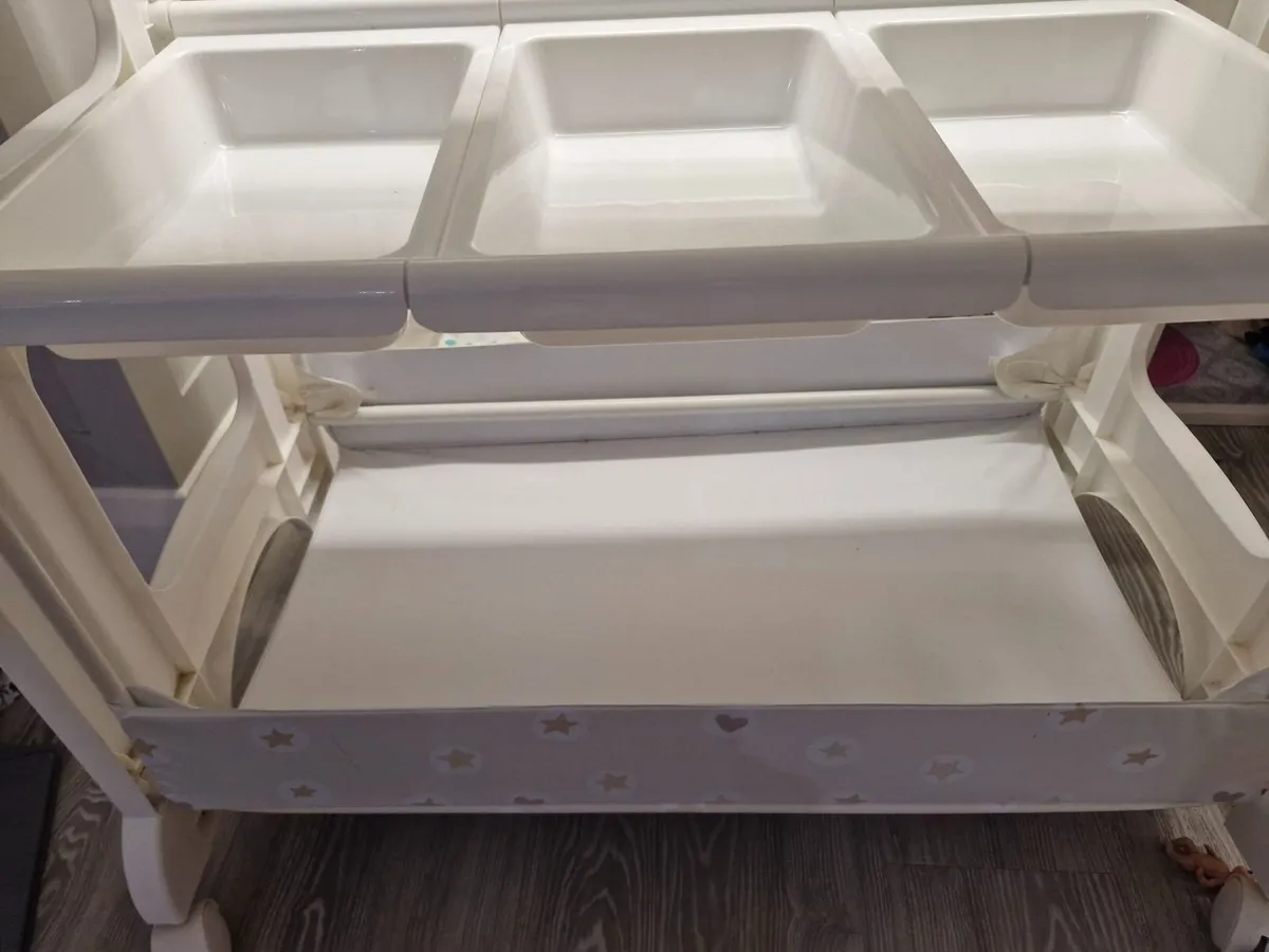 Baby Changing Unit - Image 2