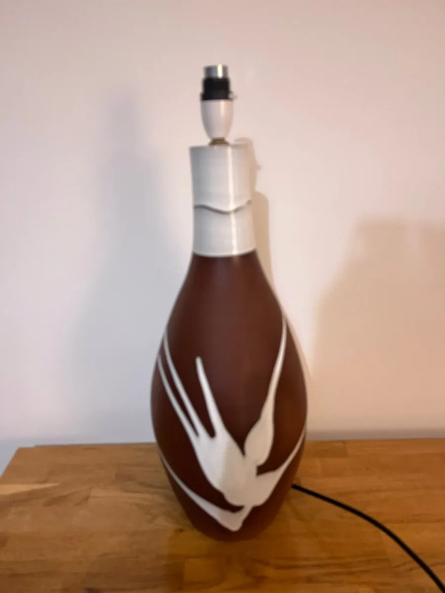 Stephen Pearce pottery table lamp - Image 1