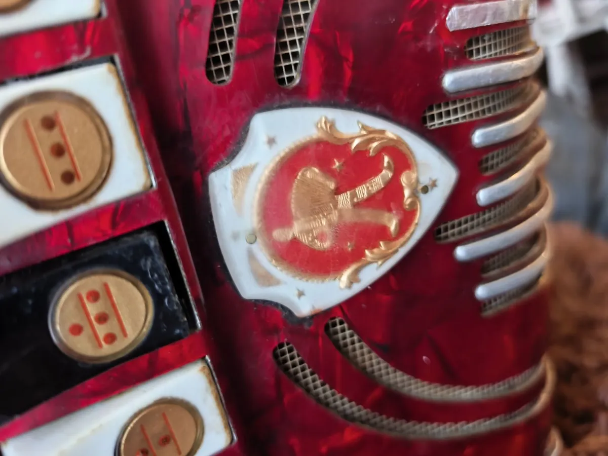Rare Vintage Paolo Soprani B/C Button  Accordion - Image 2