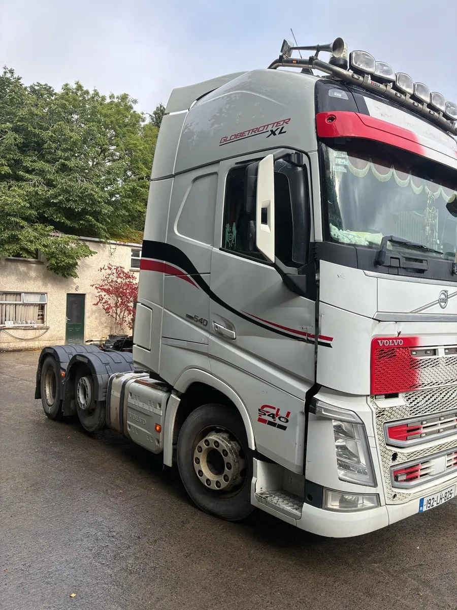 Truck - Image 2
