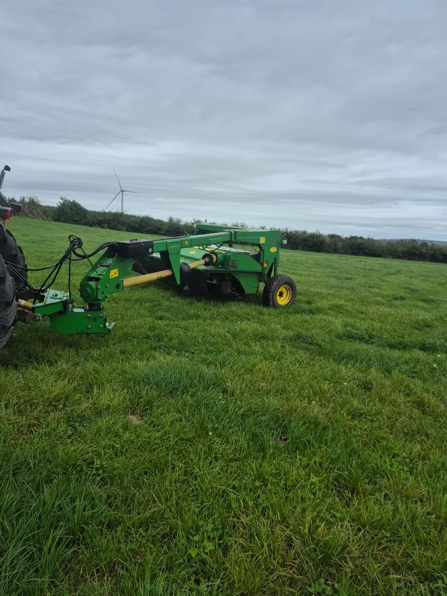 John Deere 1365 - Image 2
