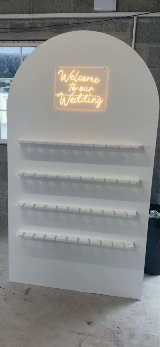 Prosecco wall - Image 2