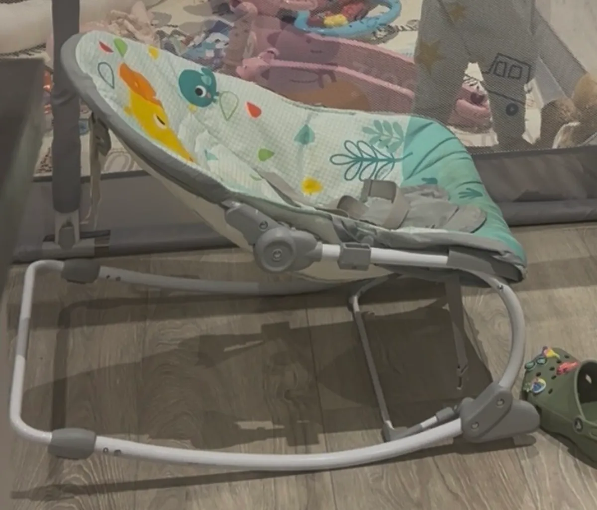 Next to me baby cot and rocker - Image 3