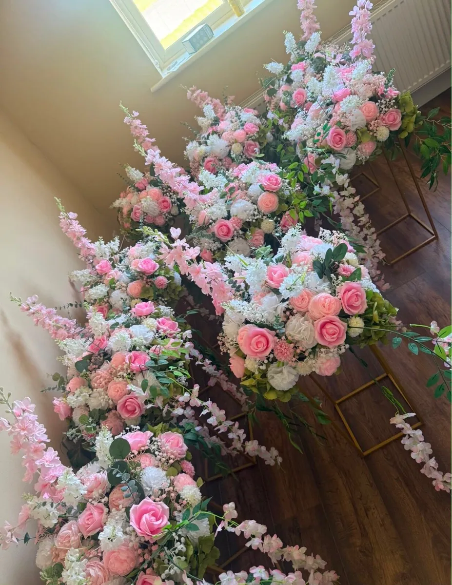 Wedding Flowers and Decorations - Image 3