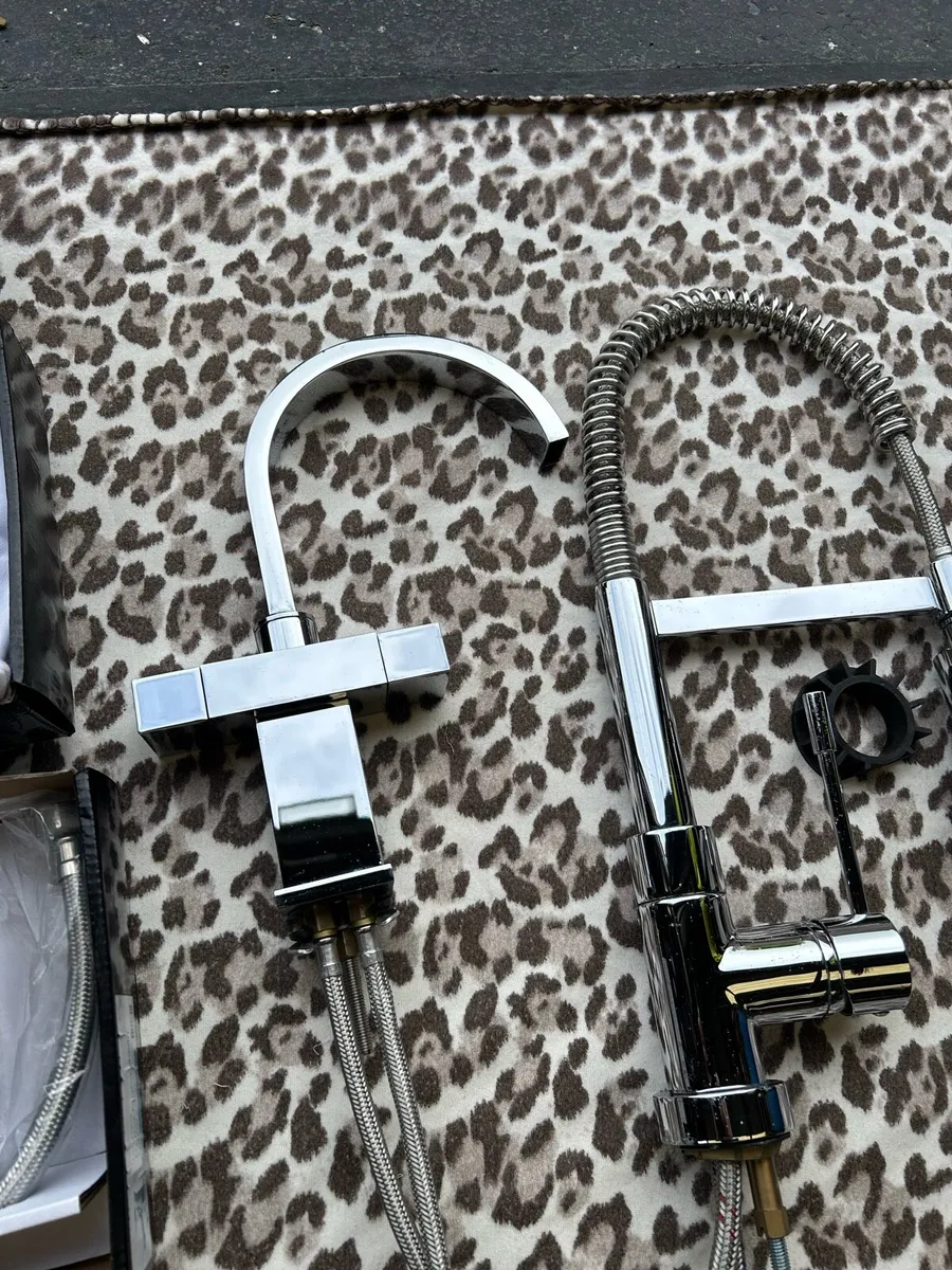 Sink taps - Image 4