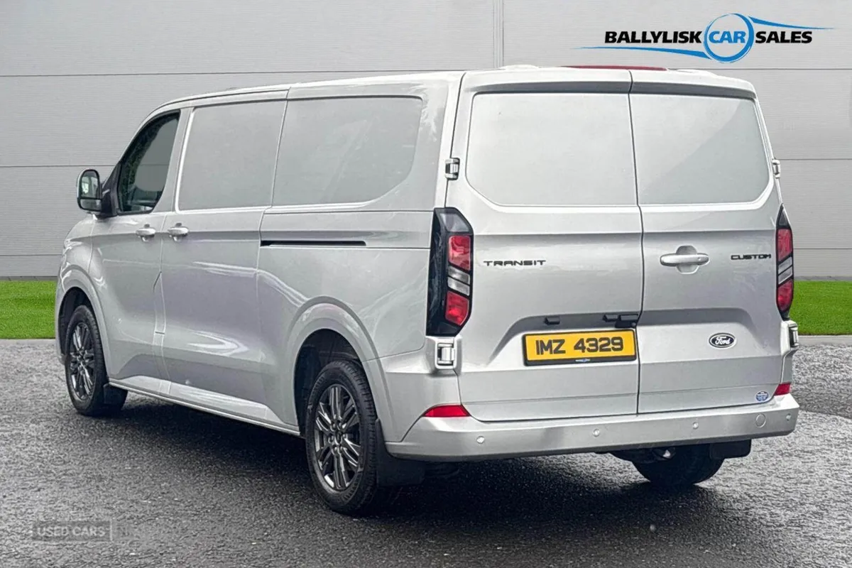 Ford Transit Custom 2.0 280 EcoBlue Limited Panel - Image 2