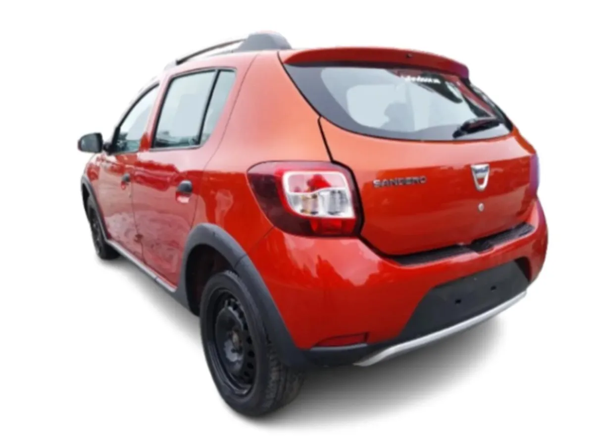 2012-2020 MK2 Dacia Sandero For Breaking - Image 4