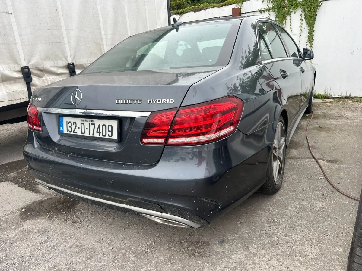 Mercedes-Benz E-Class 2013 Parts or Repair - Image 2