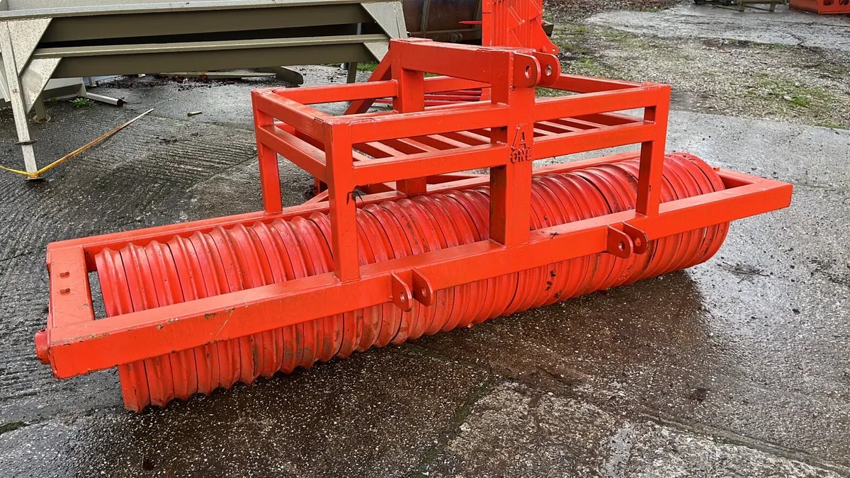 Farm machinery - Image 3