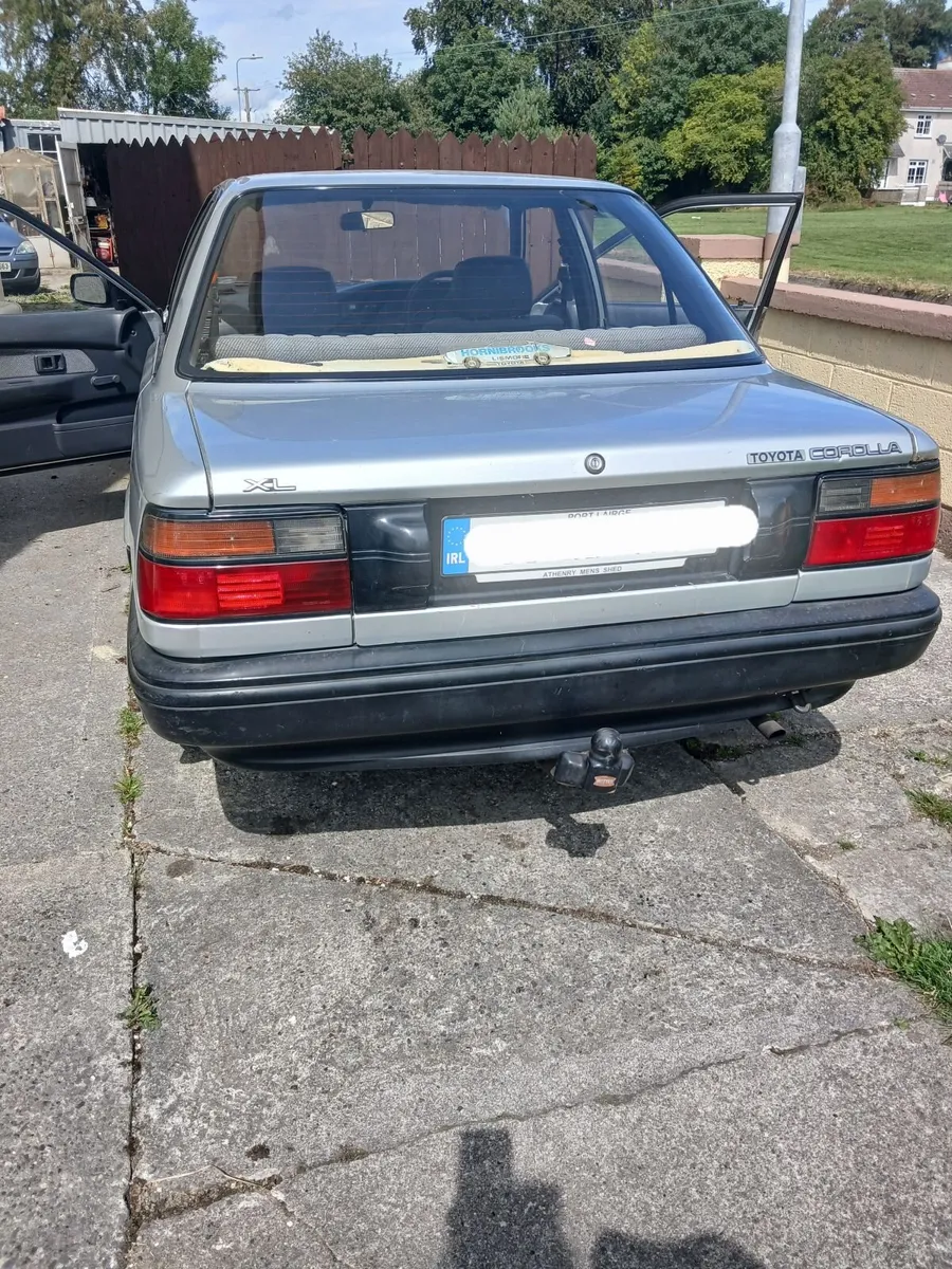 Vintage 1988 Toyota corolla xl - Image 3