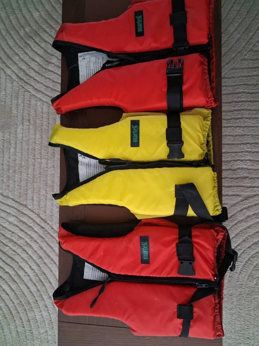 Buoyancy aid x 3 - Image 1