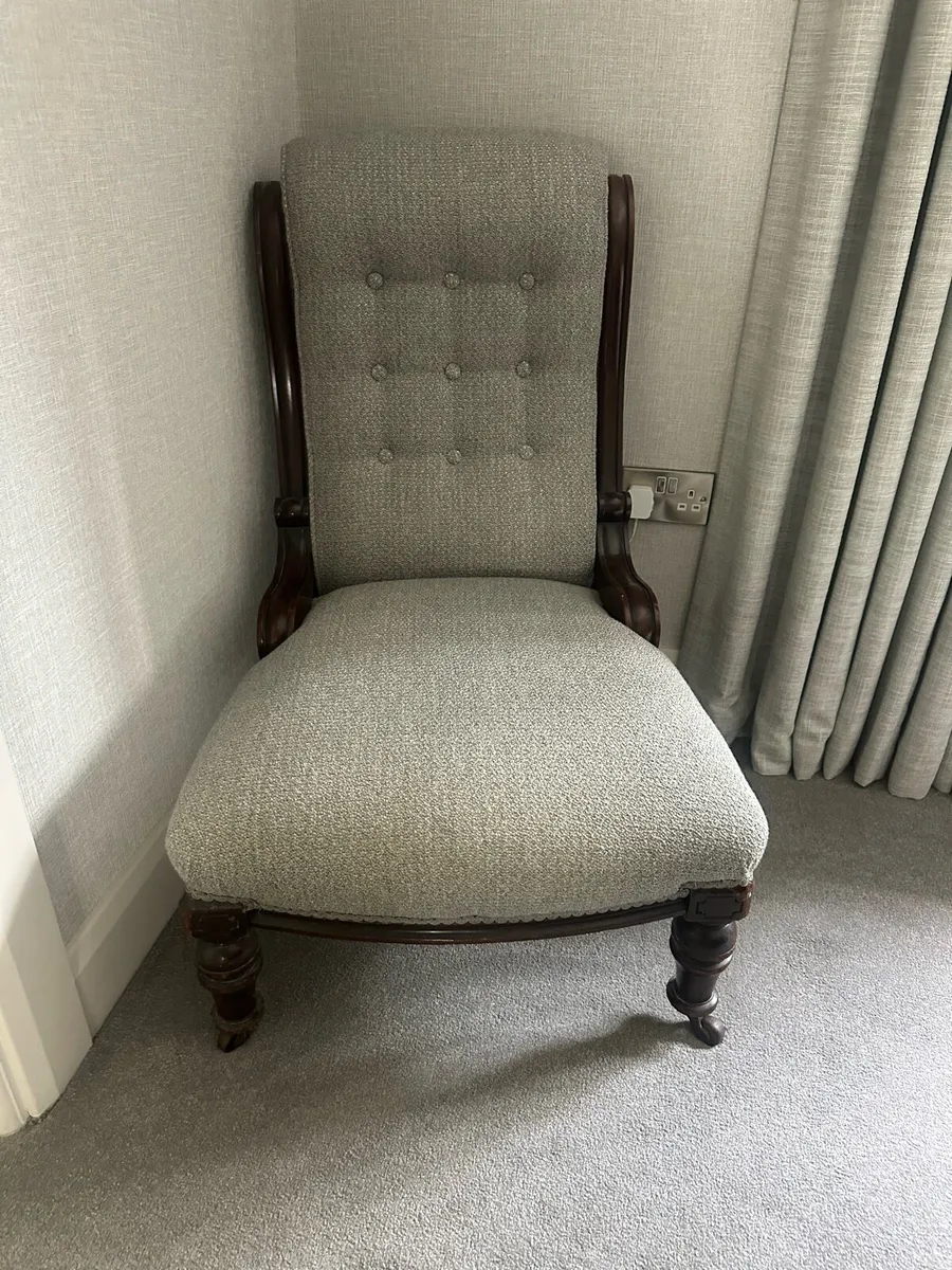 Antique slipper chair - Image 2