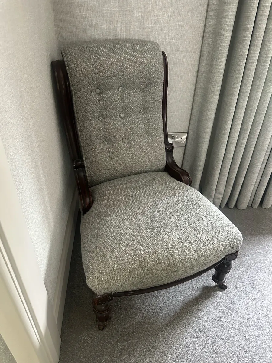 Antique slipper chair - Image 1