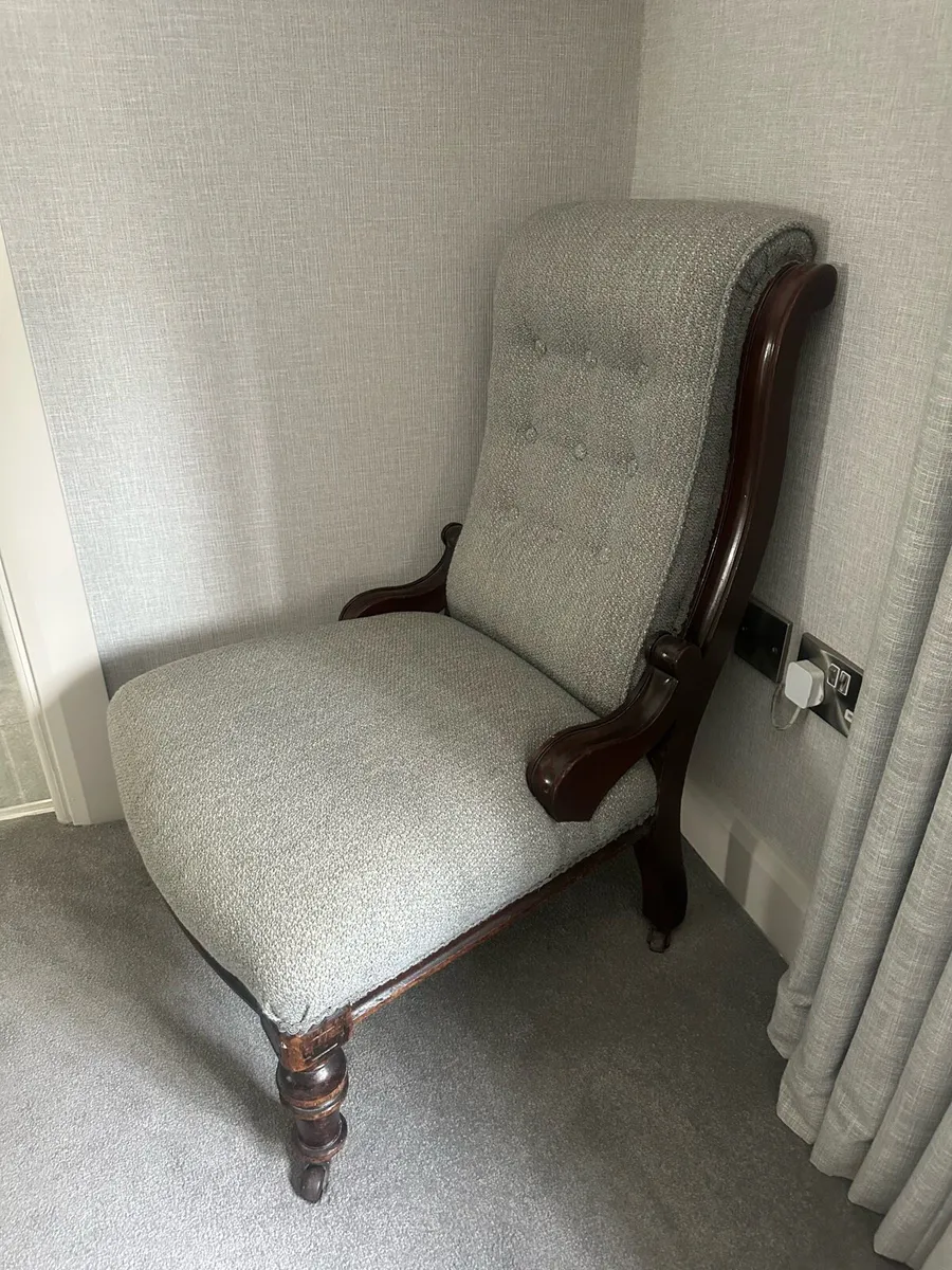 Antique slipper chair - Image 4