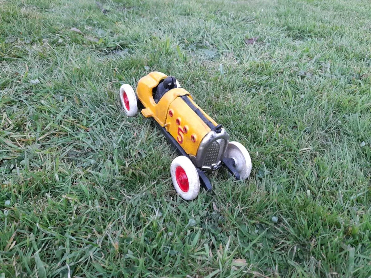 Cast Iron Racing Car - Image 4